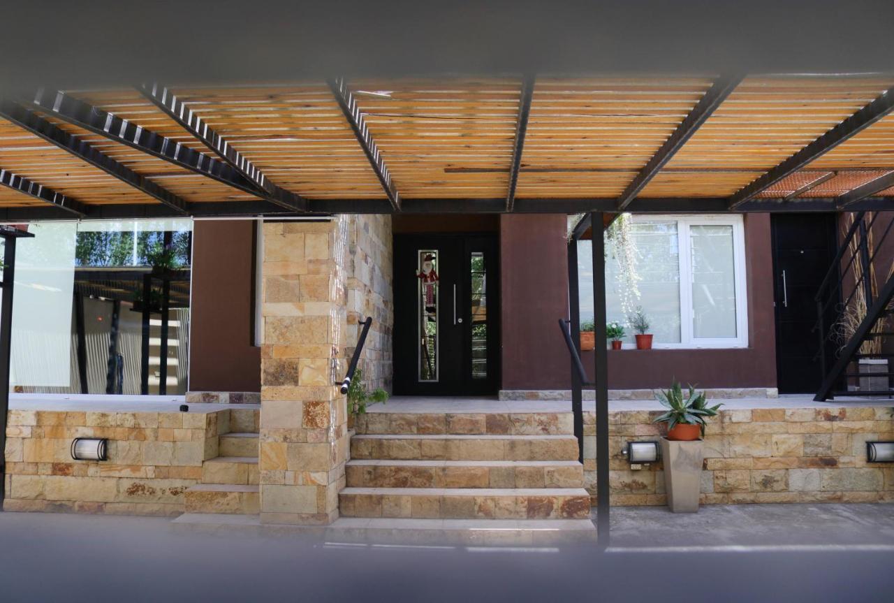 ניוקואן Limay Bed&Breakfast מראה חיצוני תמונה
